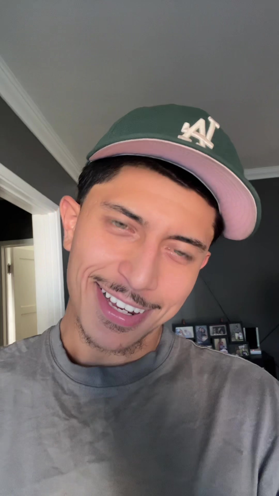 @Luis