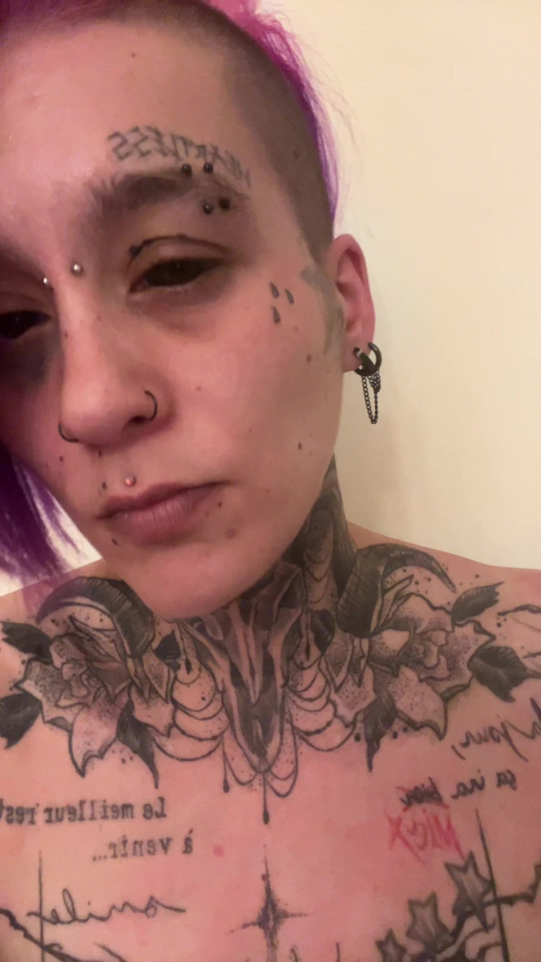 @𝓹𝓾𝓻𝓹𝓵𝓮 𝓮𝔂𝓮𝓼 💜👀
