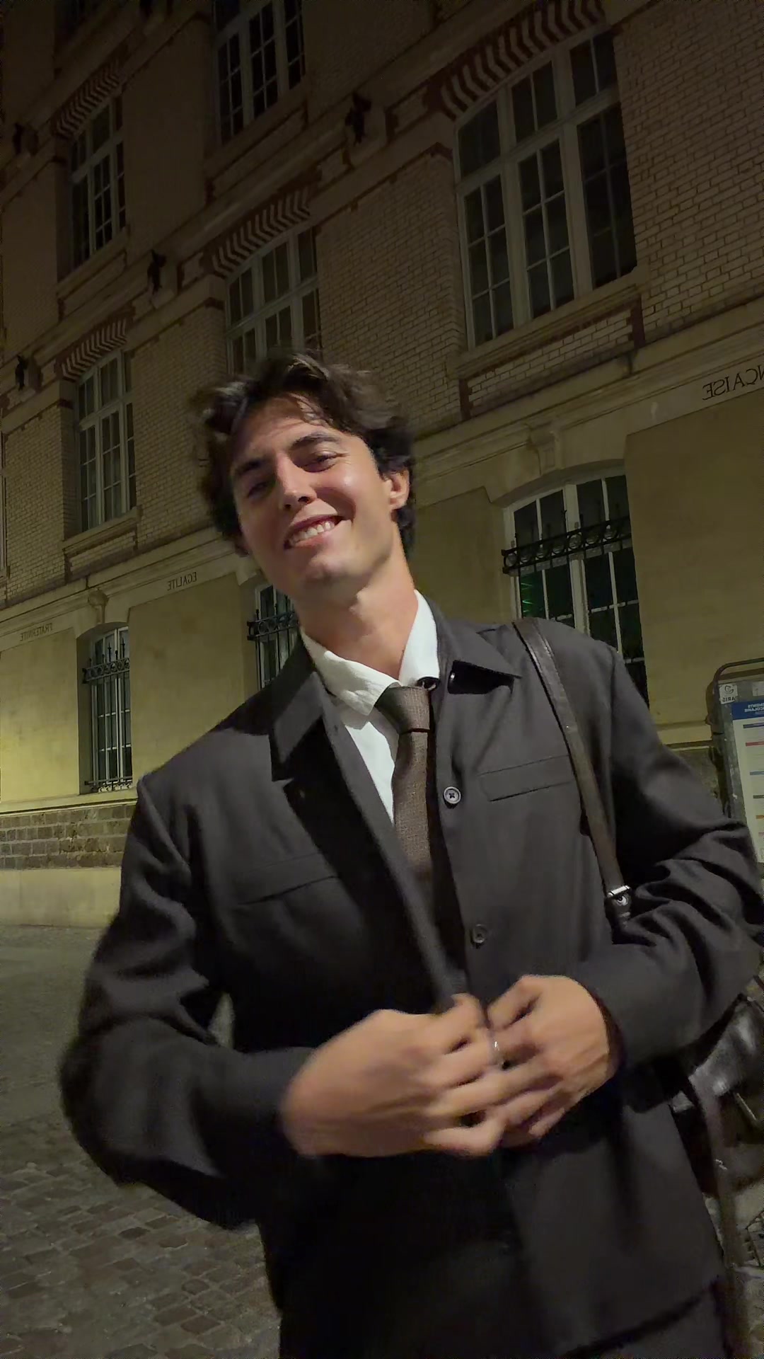@No&eacute;