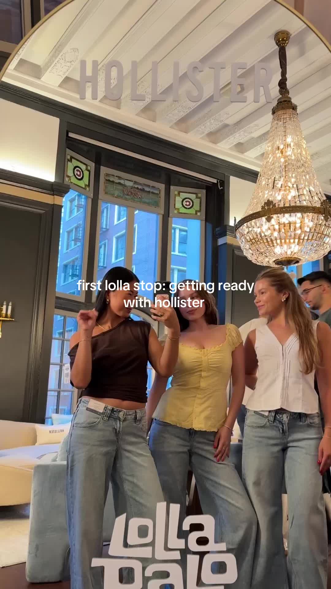 @hollister