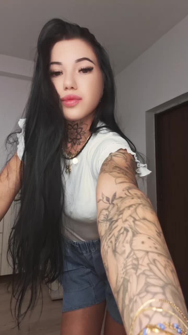 @Karolina Strehlau566