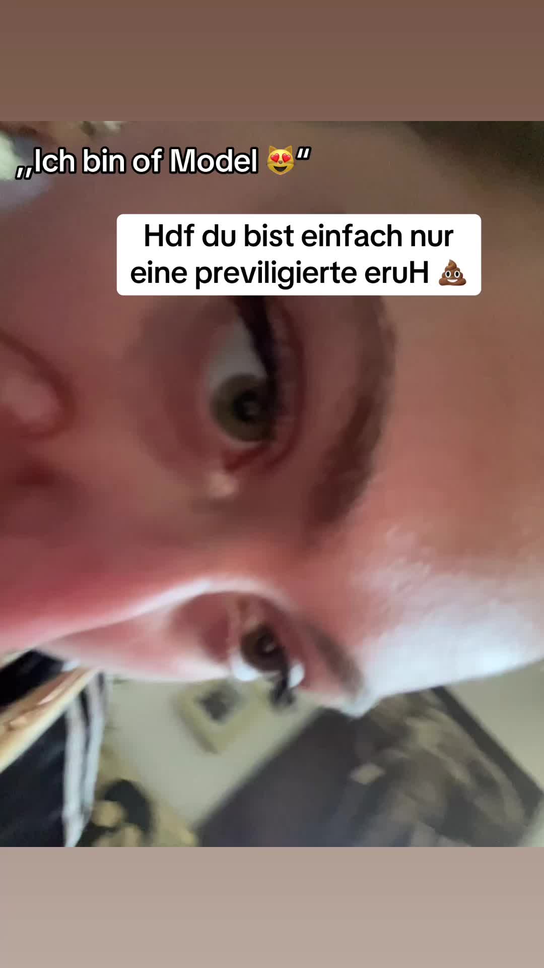 @ℭ𝔢𝔠𝔦𝔢𝔩 🇩🇪