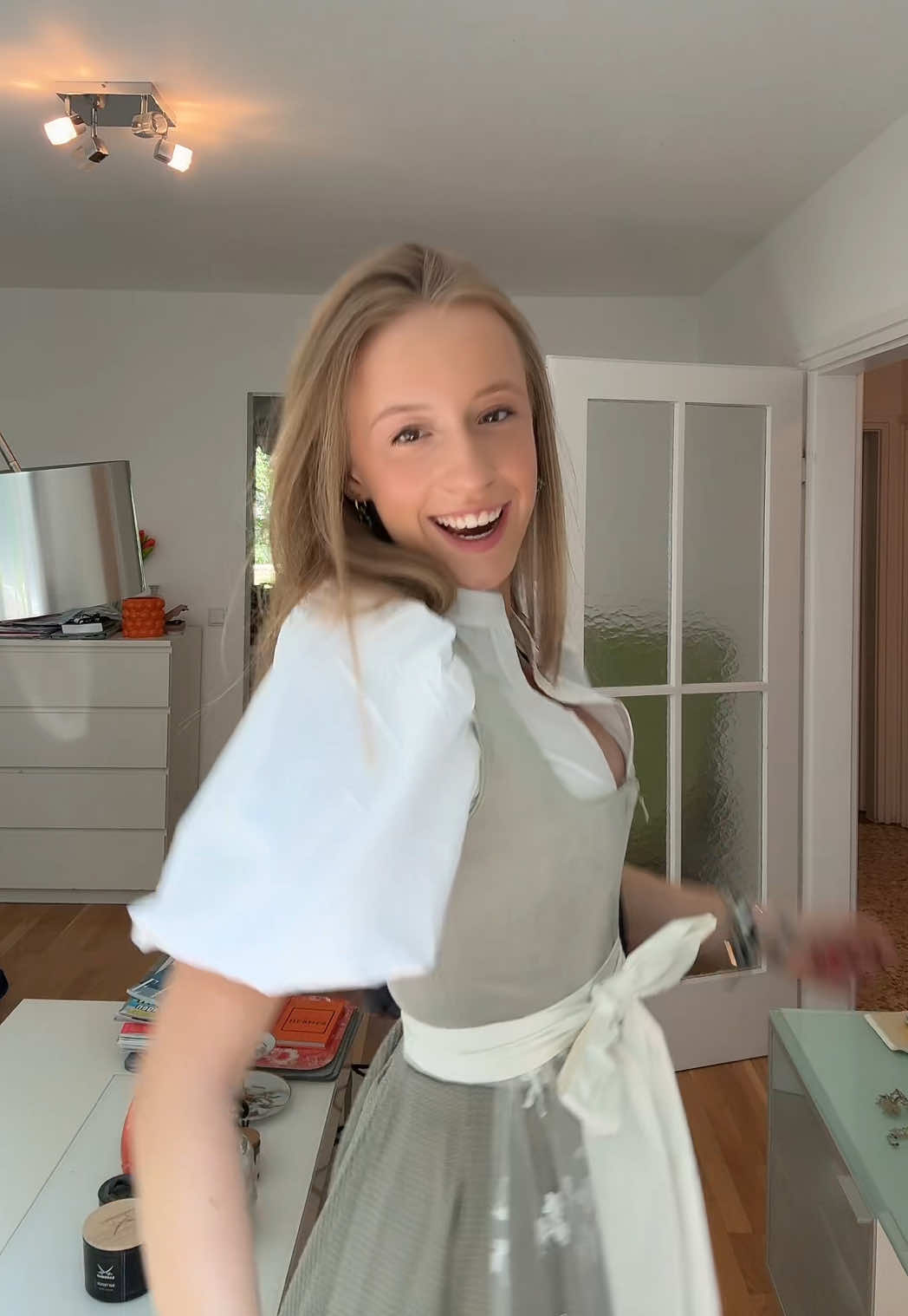 @ella_cdn