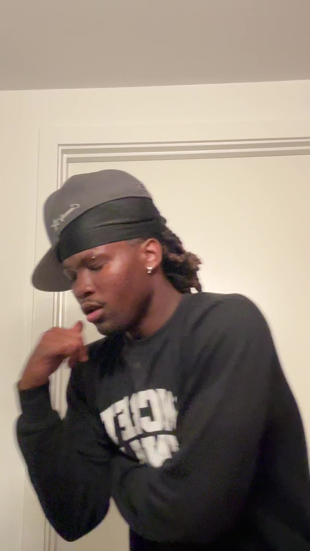 @CasuallyReggie