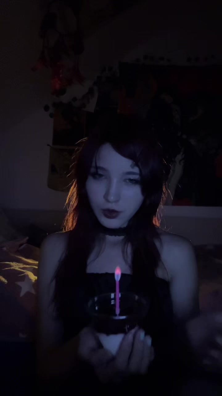 @Ʊ