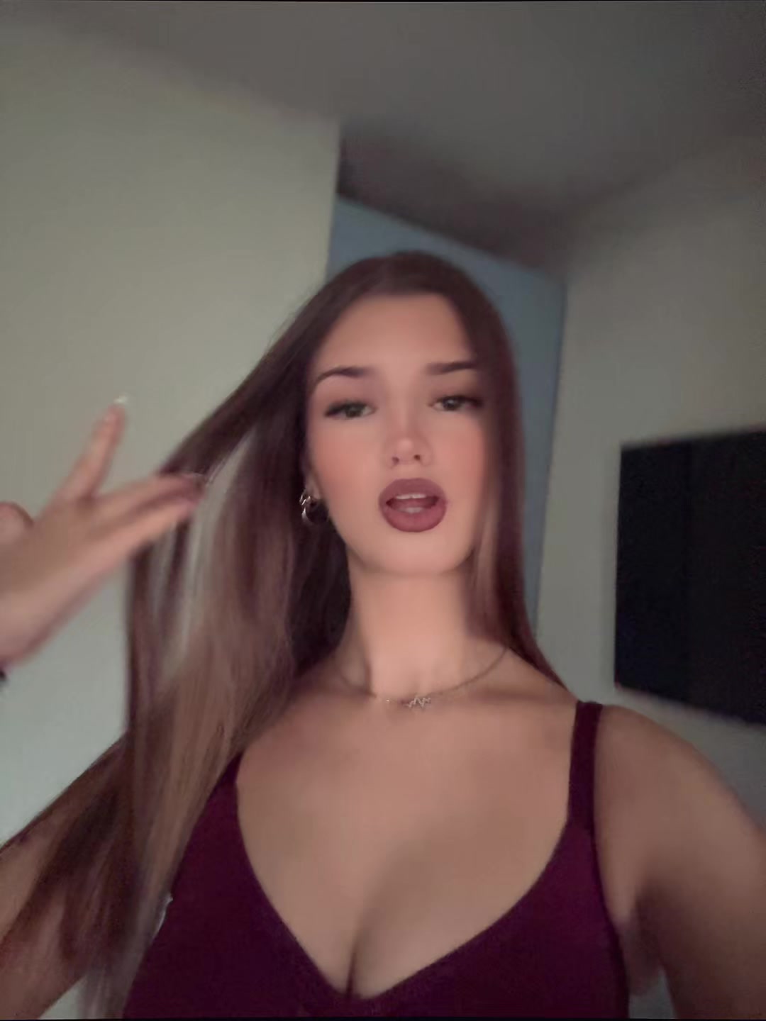 @nikolovskaaa