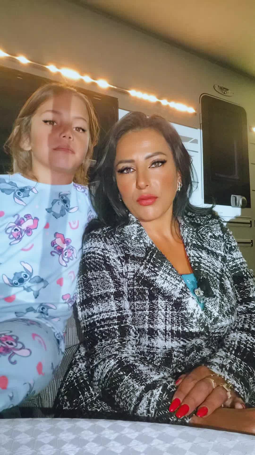 @melodie ❤️ ❤️ ❤️ 💋💋⚘️⚘️