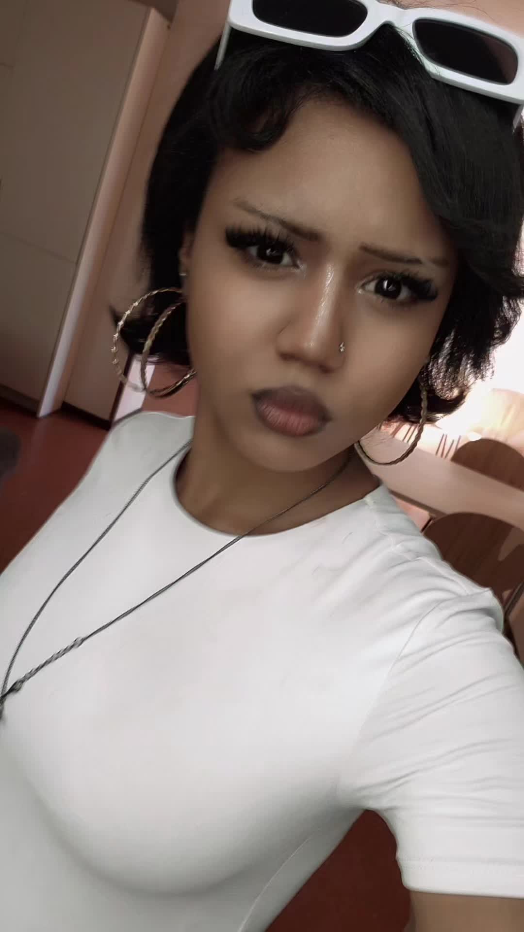 @Rena