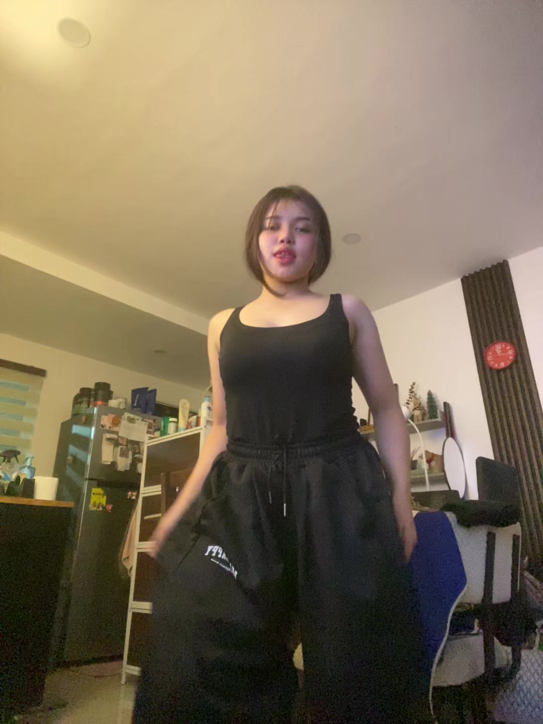 @twtlykvcaaaaahck