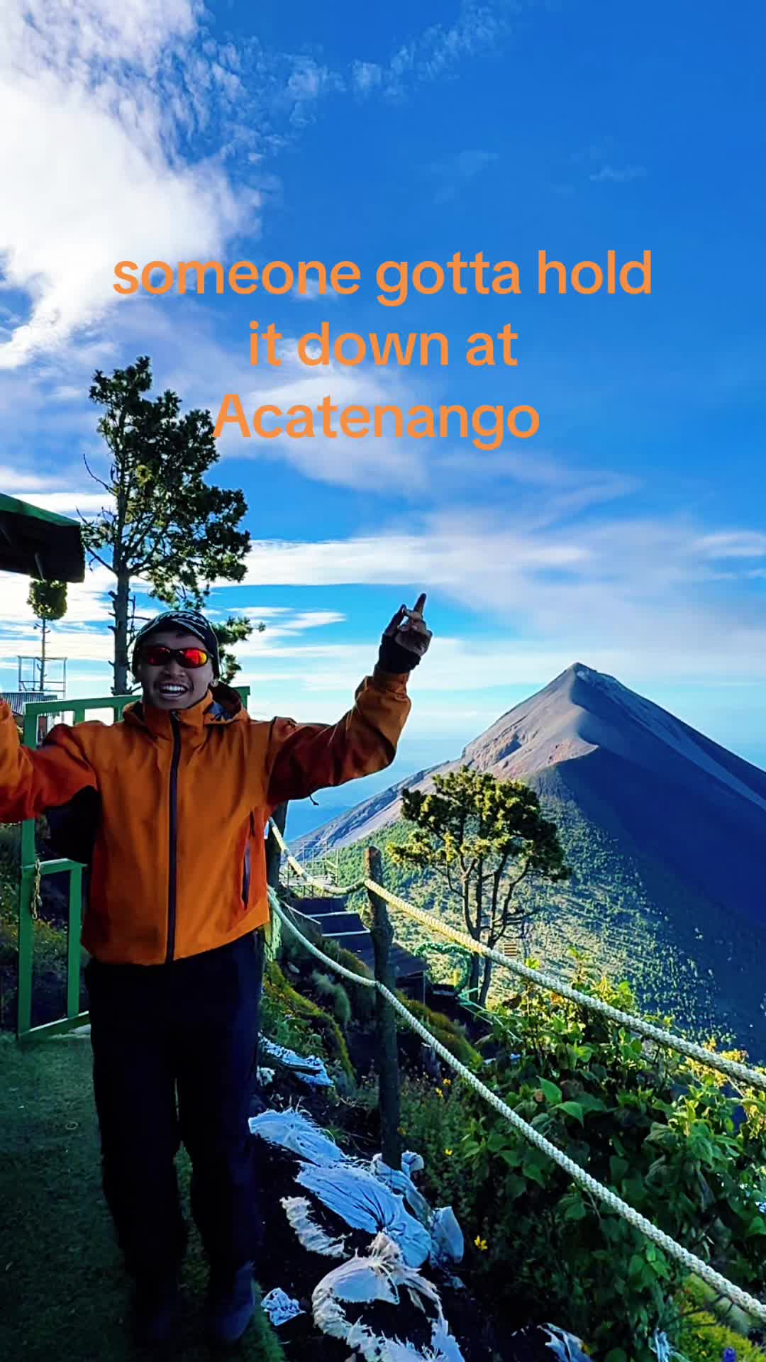 @ekek