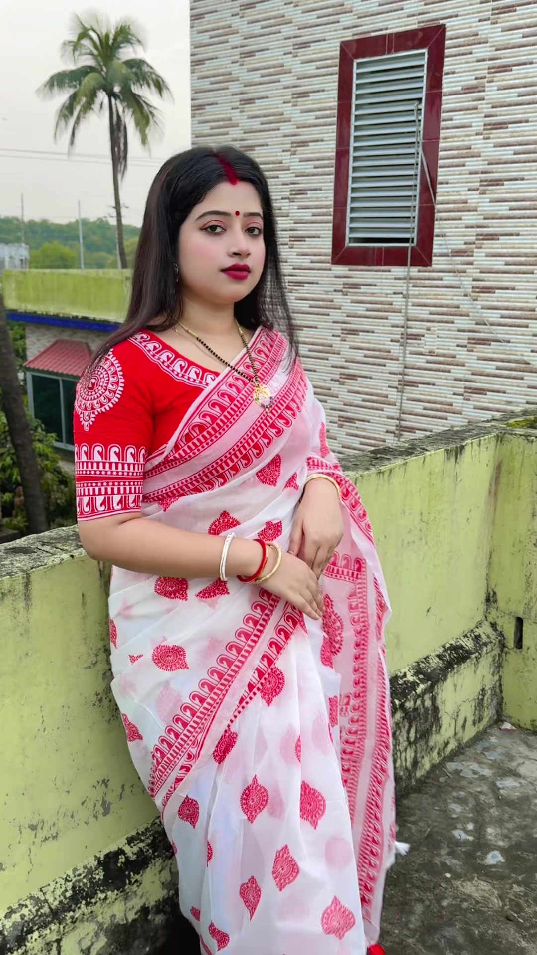 @Smile~coupleđPRIYOâ¤ī¸SWOSTIKA