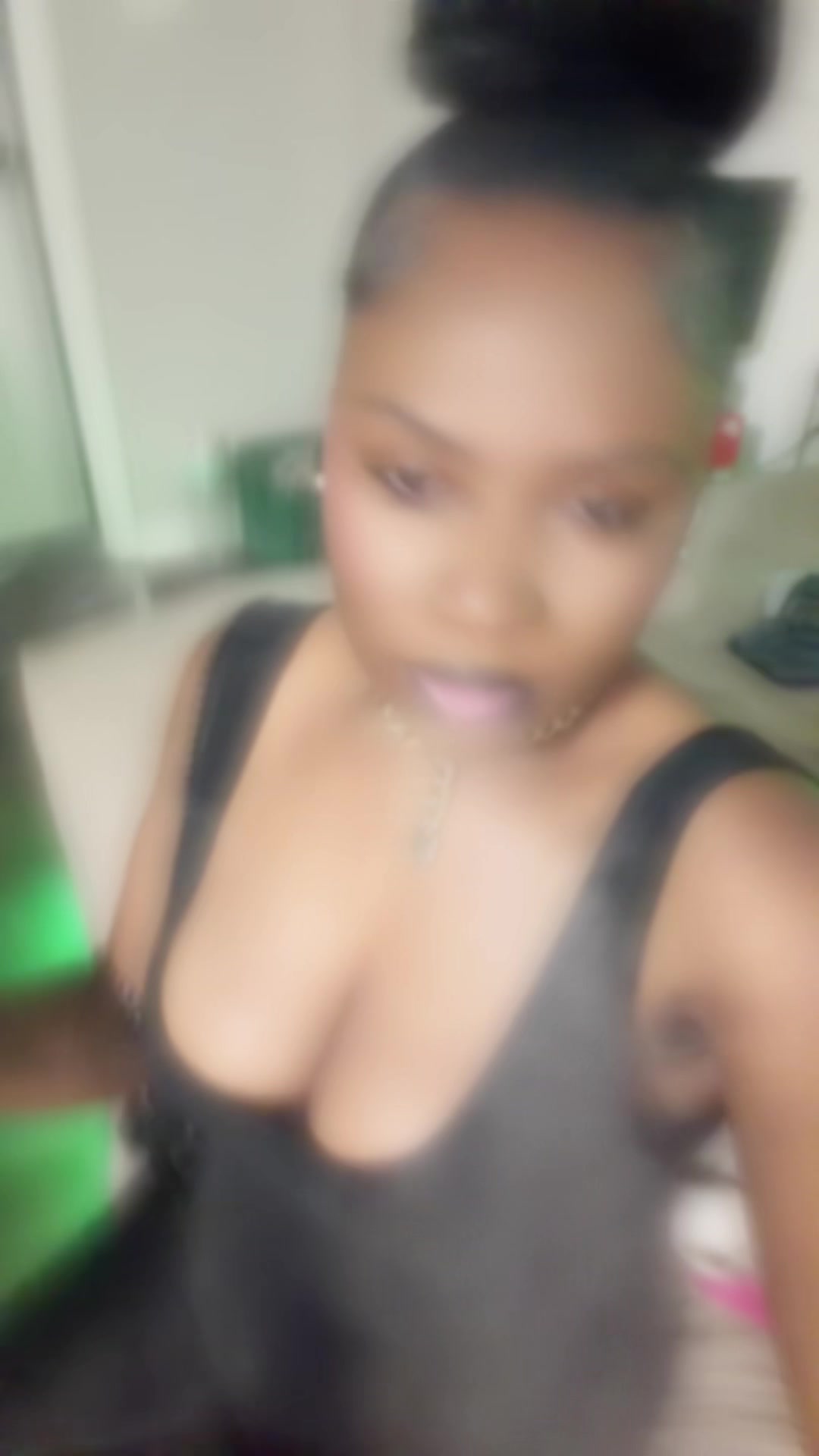 @THEBIGGEST