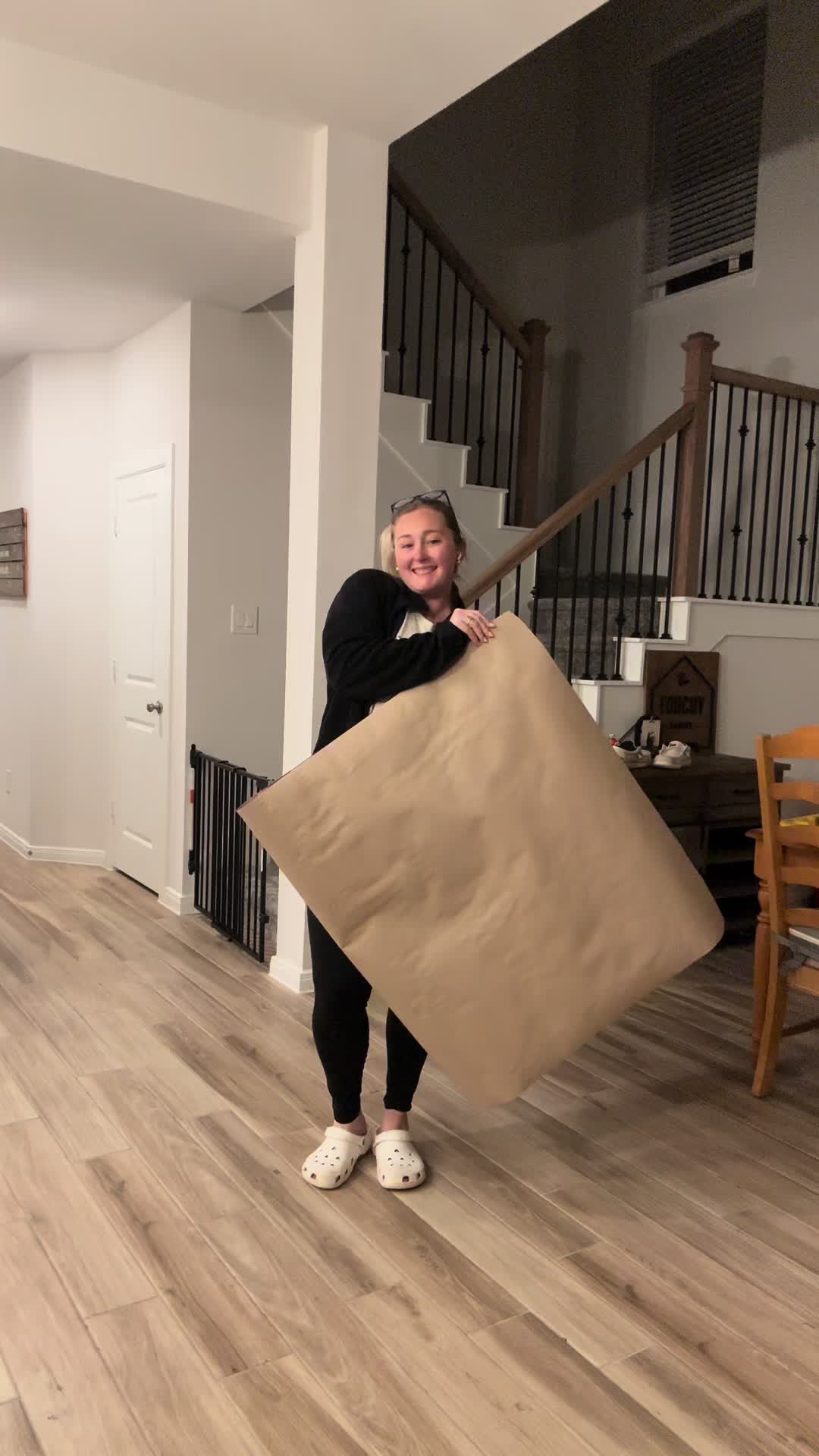 @Lindsey | Banner Artist & Mom
