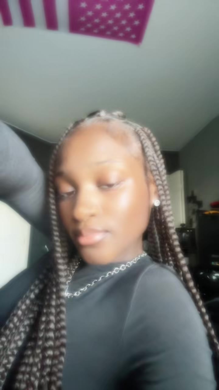 @👸🏽