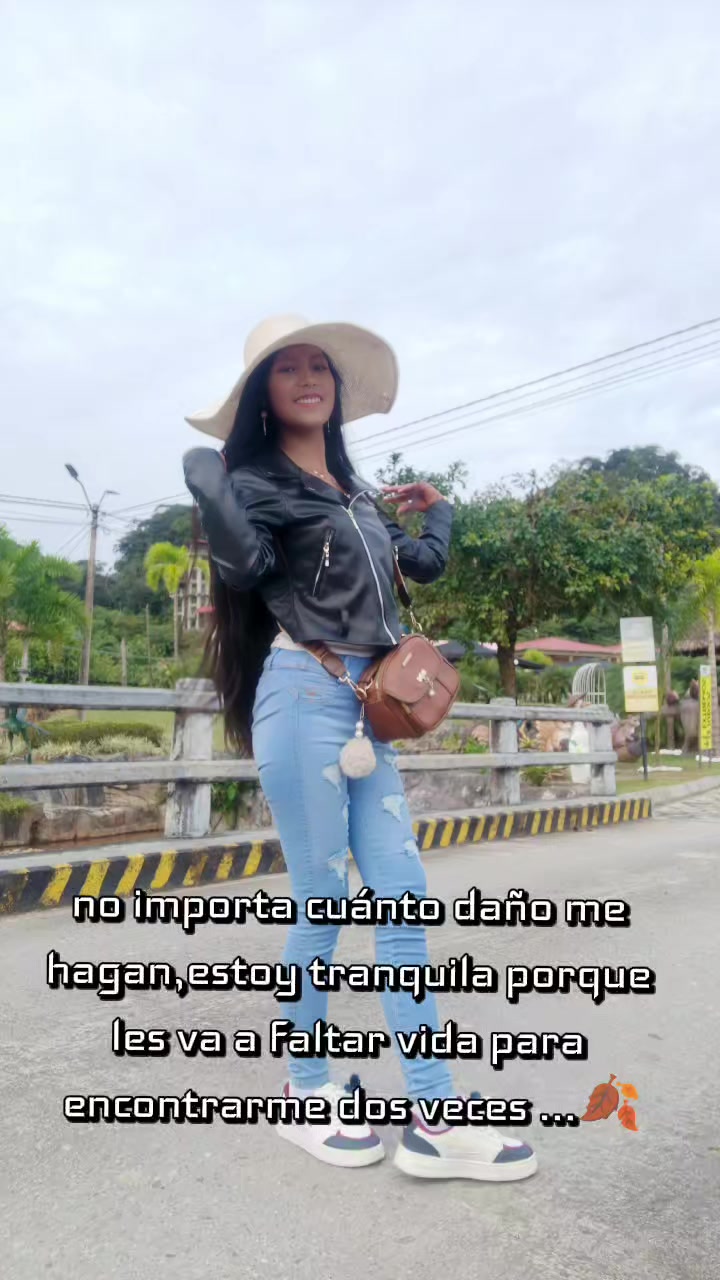 @&hearts;️🦋t&uacute; cholita Elvira 🦋&hearts;️