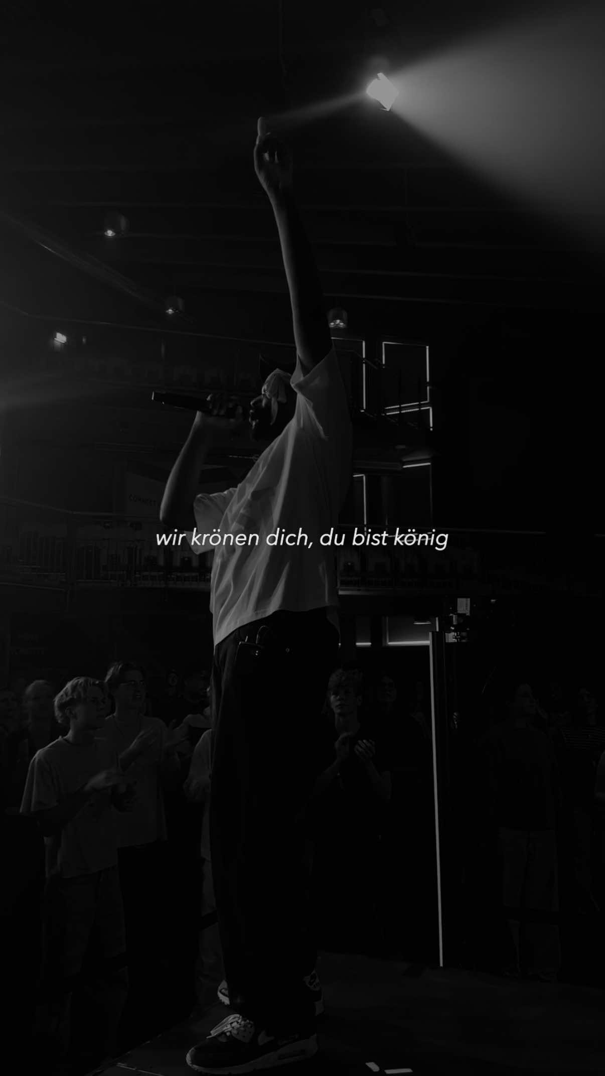 @𝓠𝓾𝓮𝓻𝓲𝓼 ✞