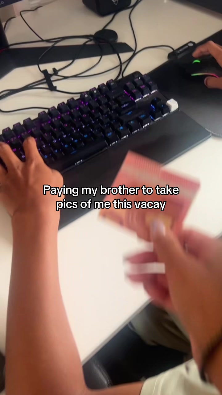 @Mae
