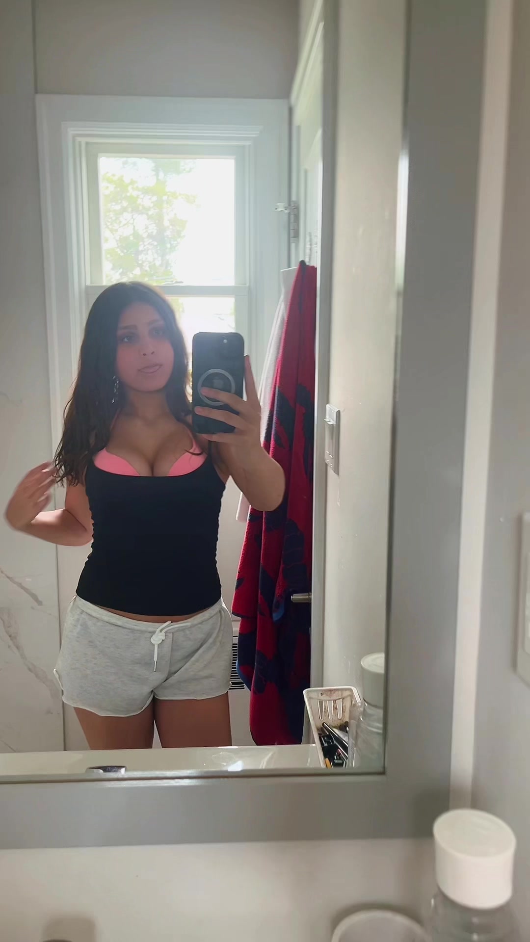 @💋👙🍸🌞🎉🌟🙈