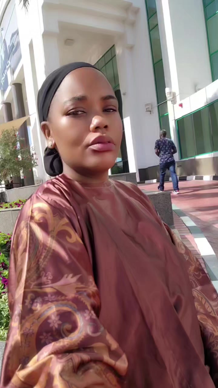 @Zainabaziza