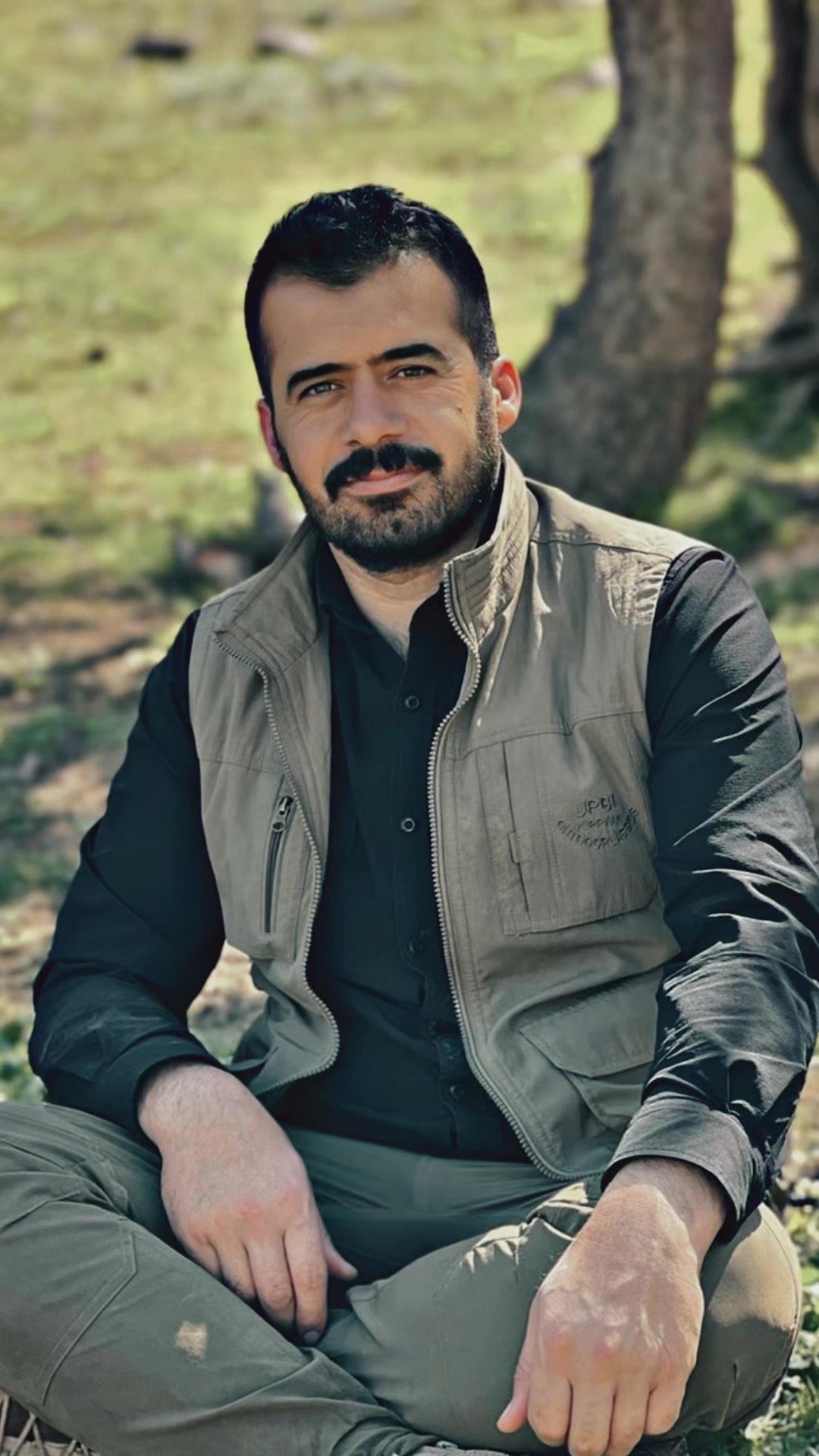 @ئاراز برادۆستی