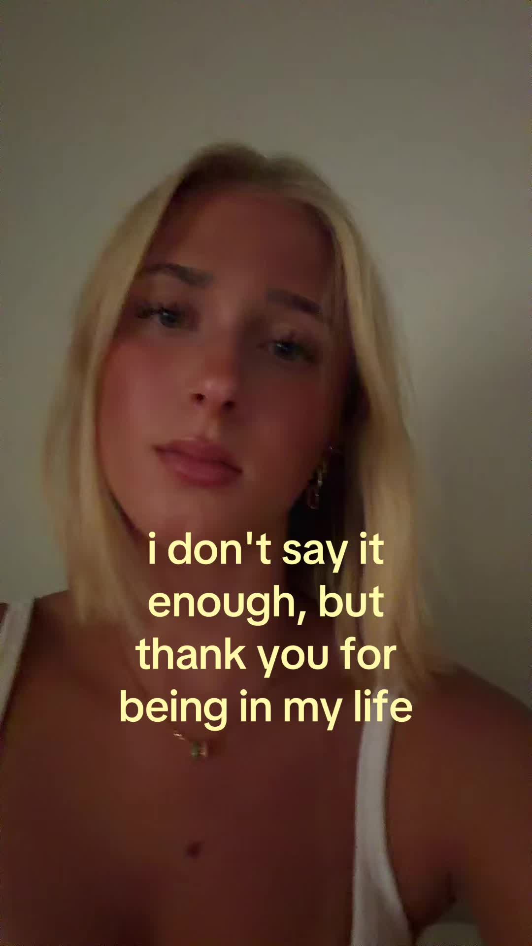 @theelliebarker
