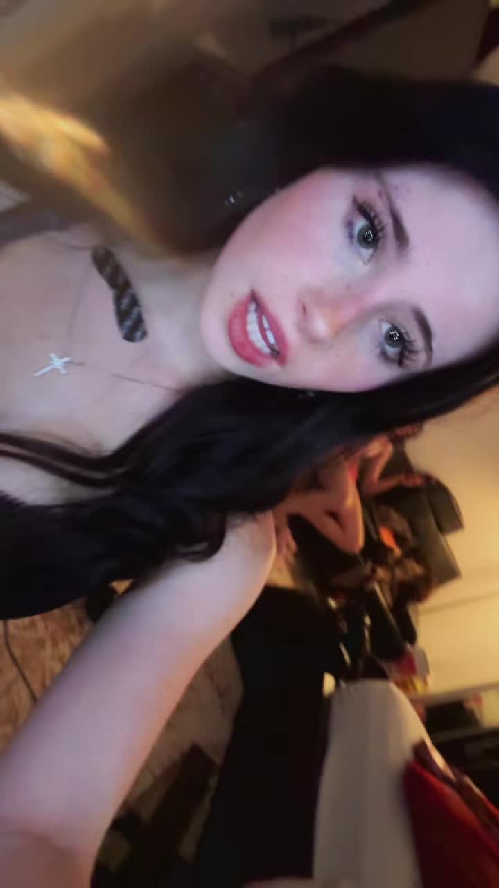 @tay ⟢
