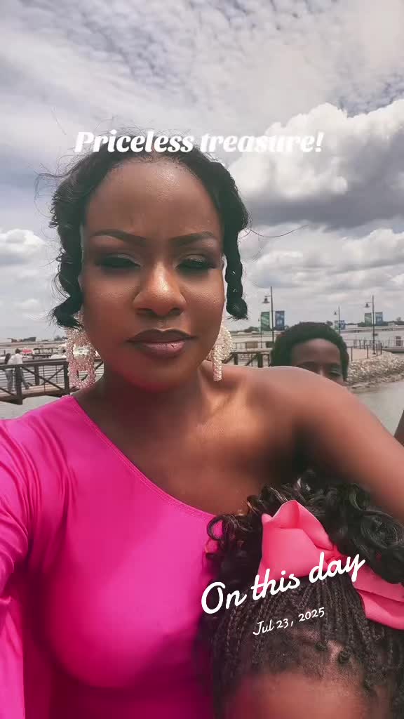 @JOYFULDUOS