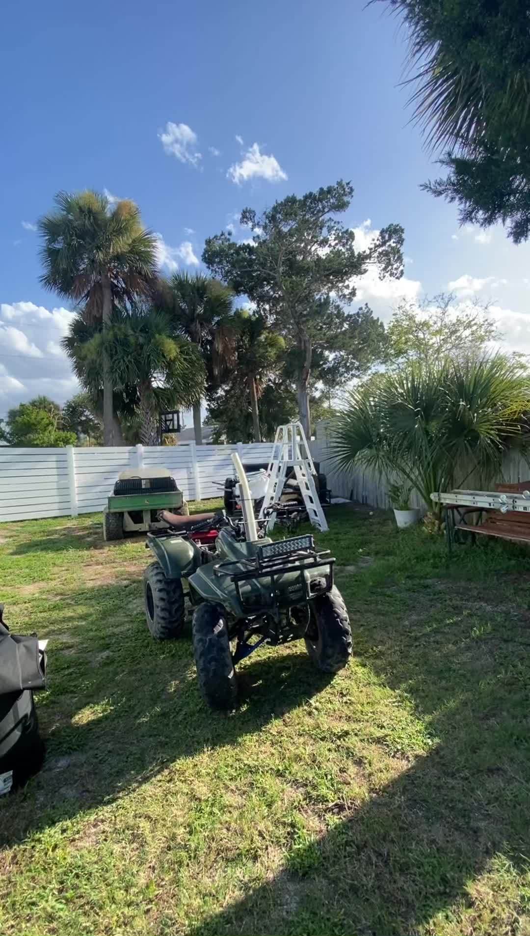 @dat._04tracker
