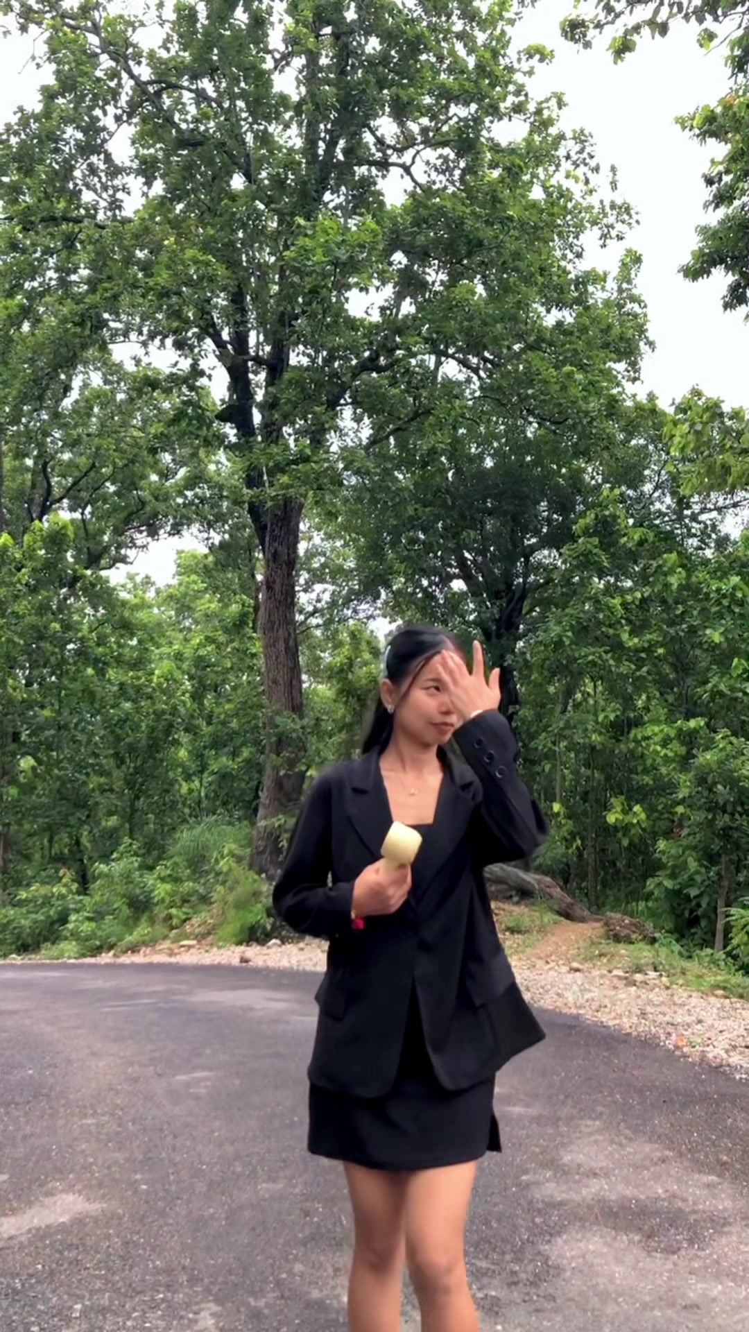@🥂