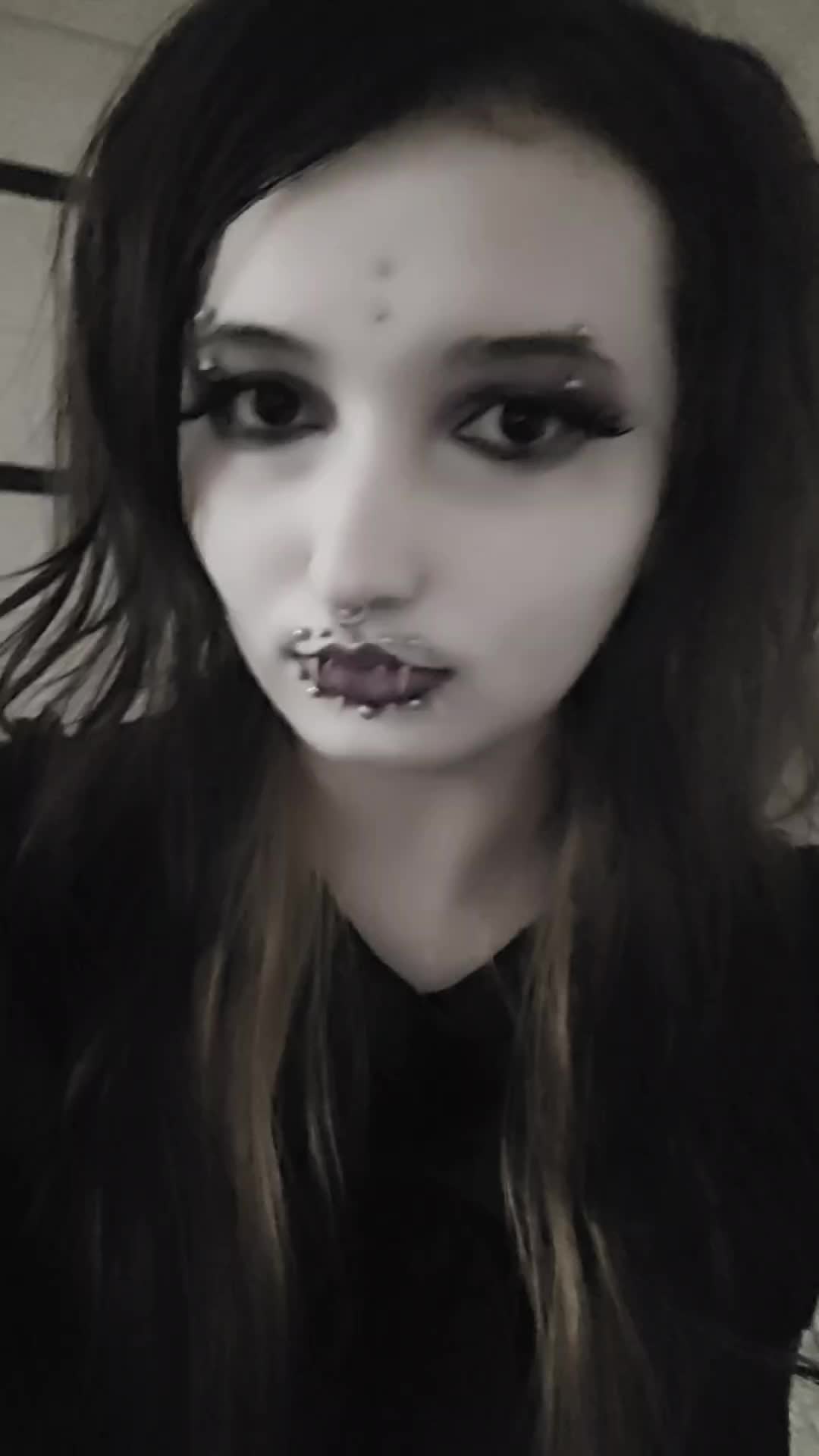 @Lottie Milk[Klutzy Polkadotz]