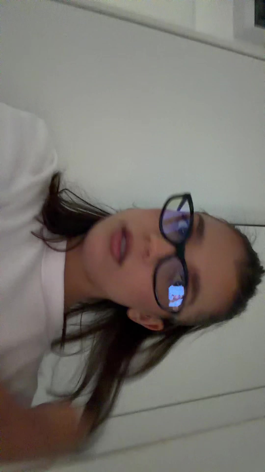 @Zxzix