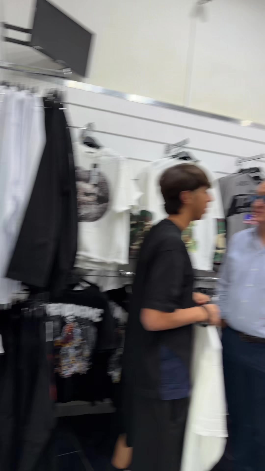 @AMEDEUS ABBIGLIAMENTO UOMO
