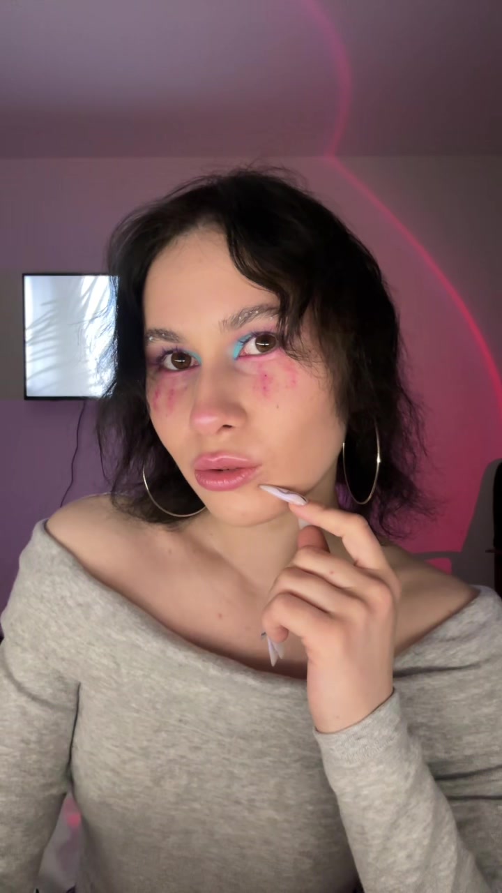 @Лина