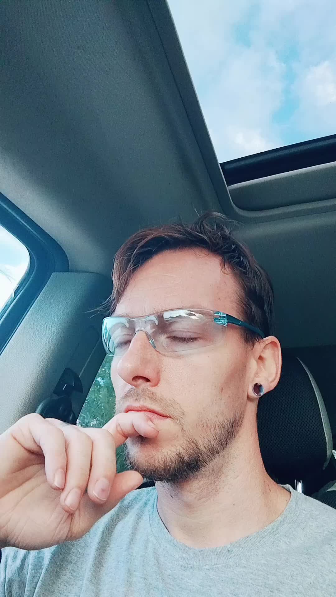 @NicSr