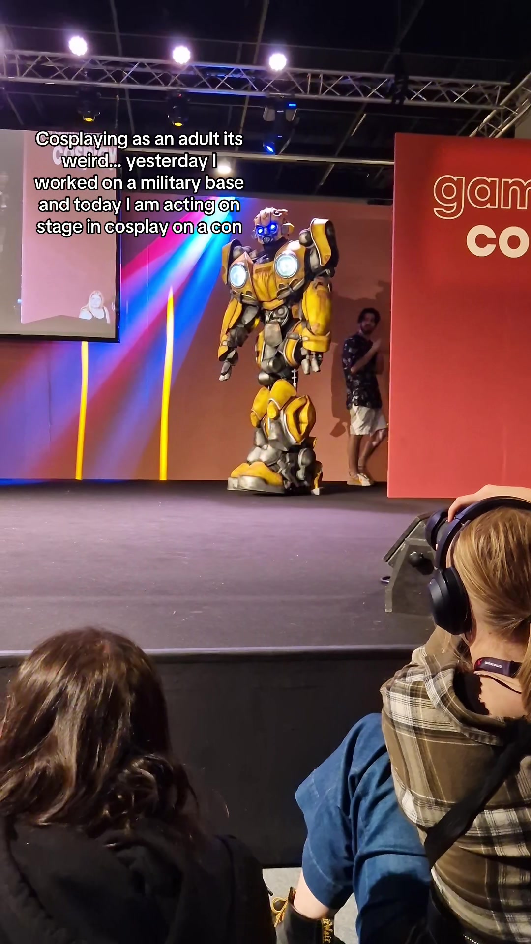 @Lon_cosplay