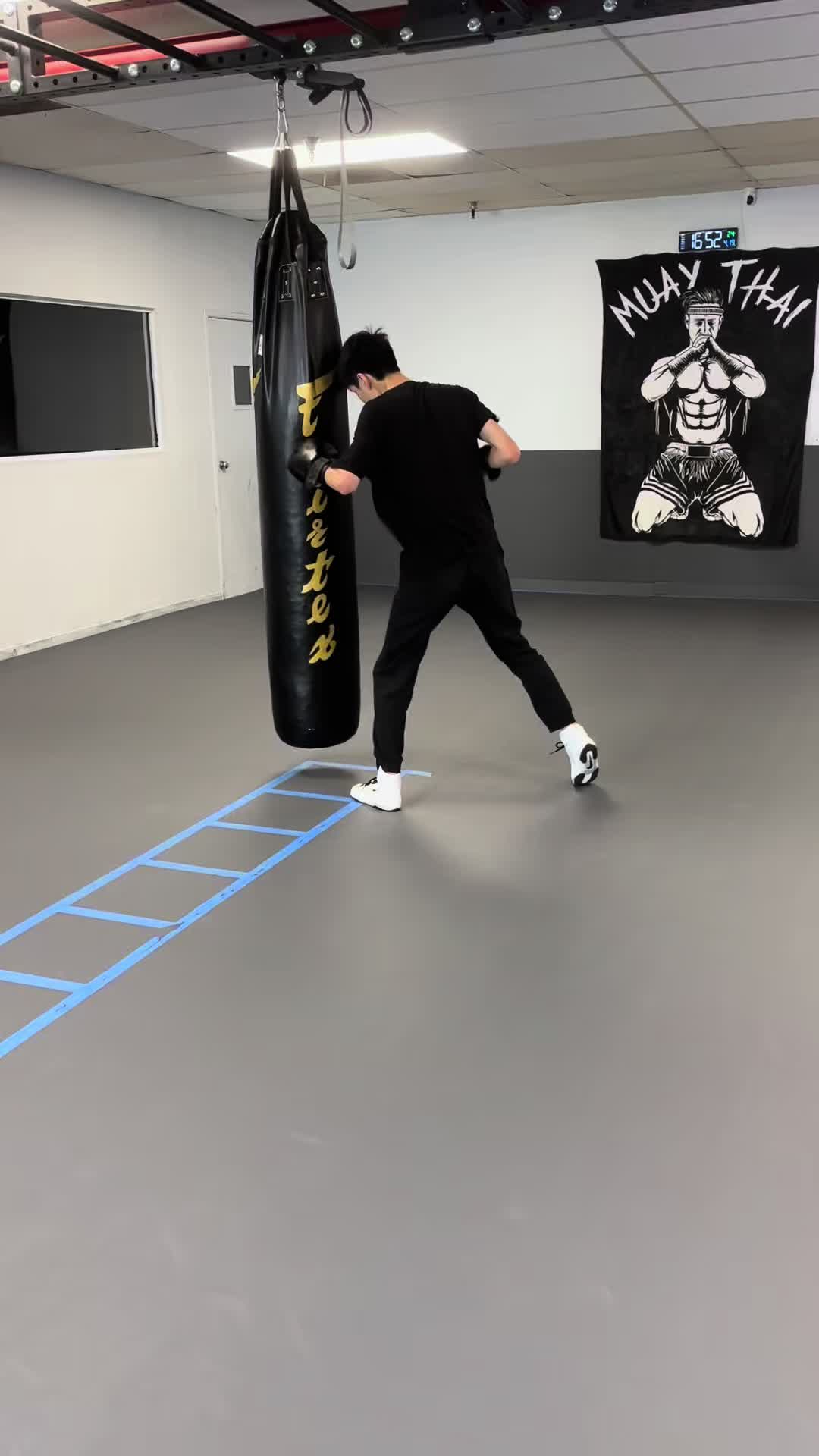 @拳击教练Edison