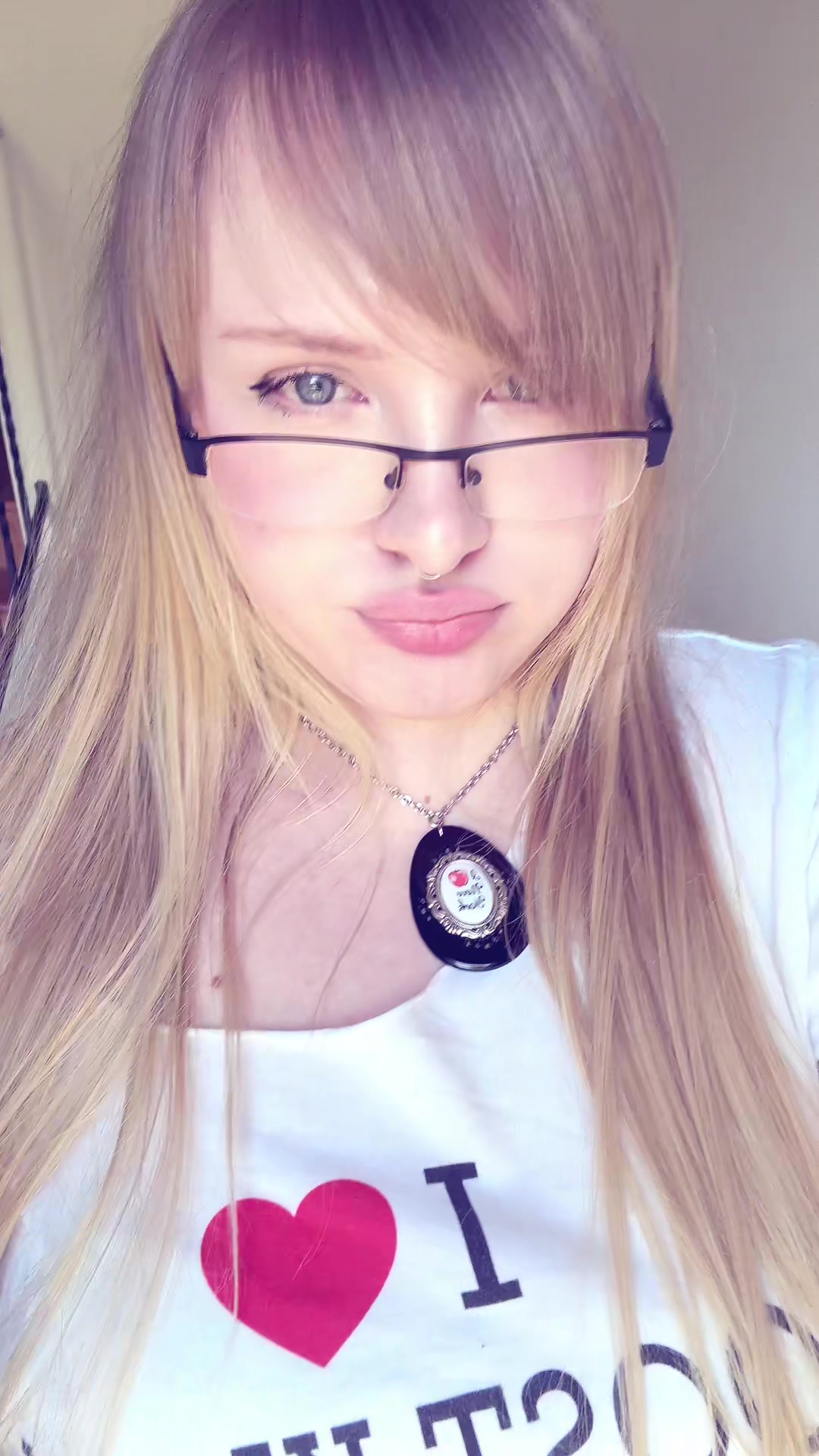 @randomcoolfriendonline