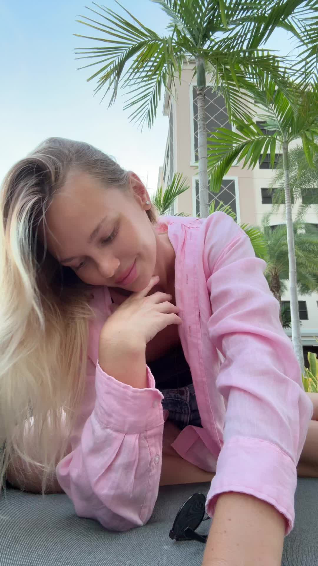 @Inst: iamblonde_girl