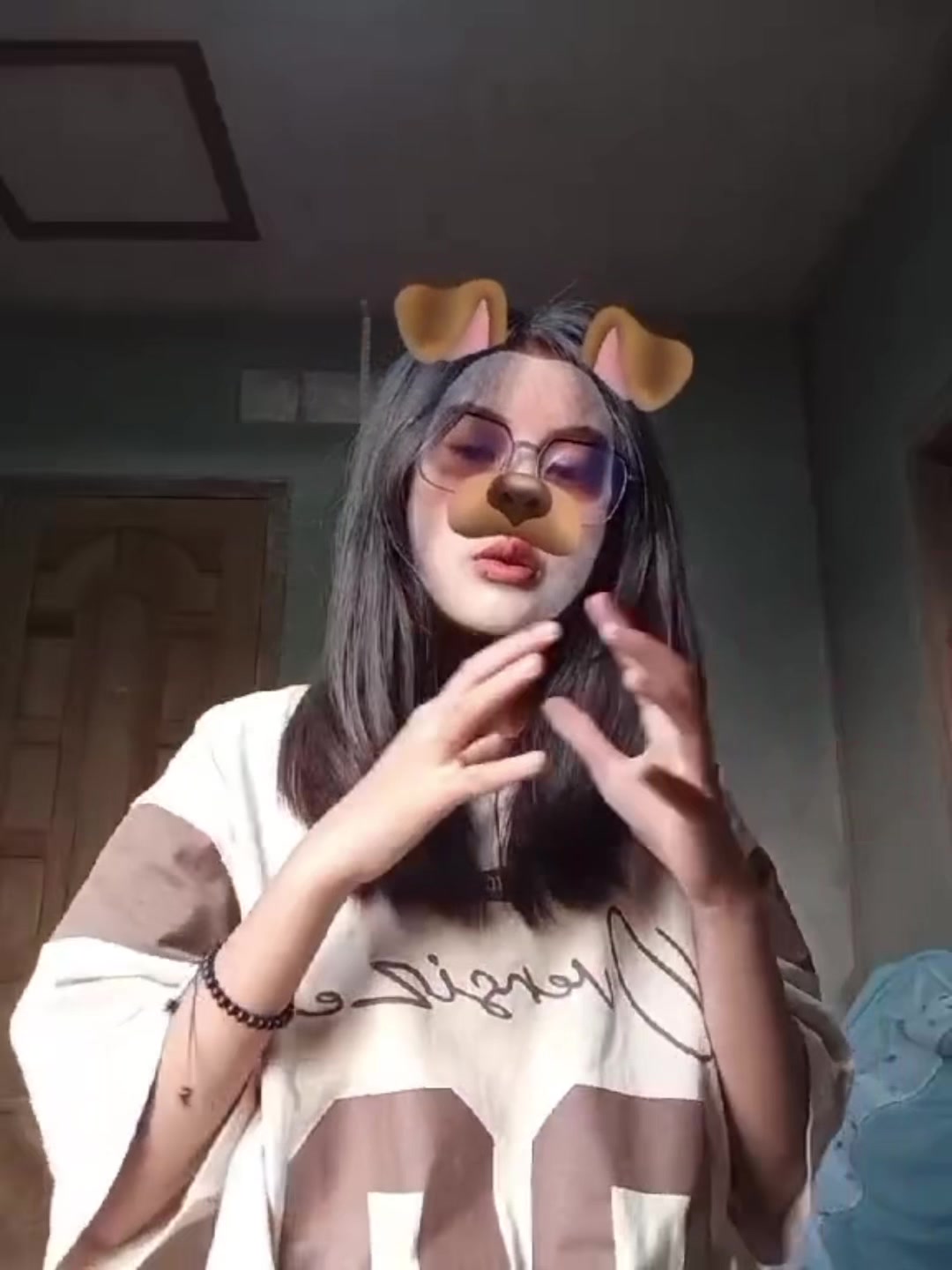 @KHIN