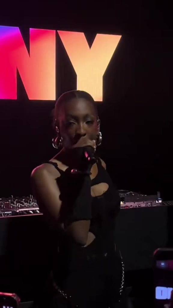 @Epic Records Fr