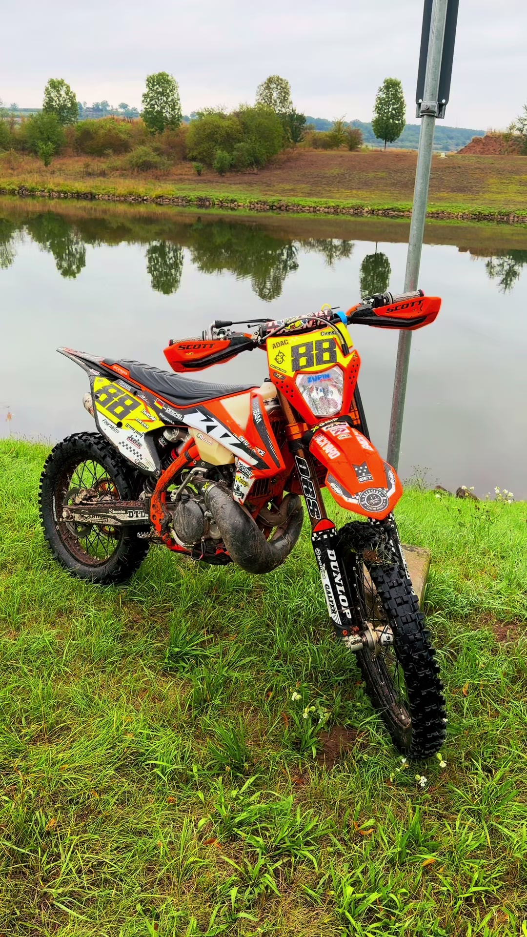 @Joni_moto