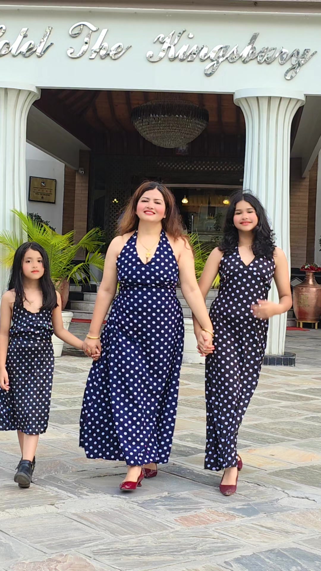 @डिजाइनकलेक्सन बिर्तामोड होलसेल