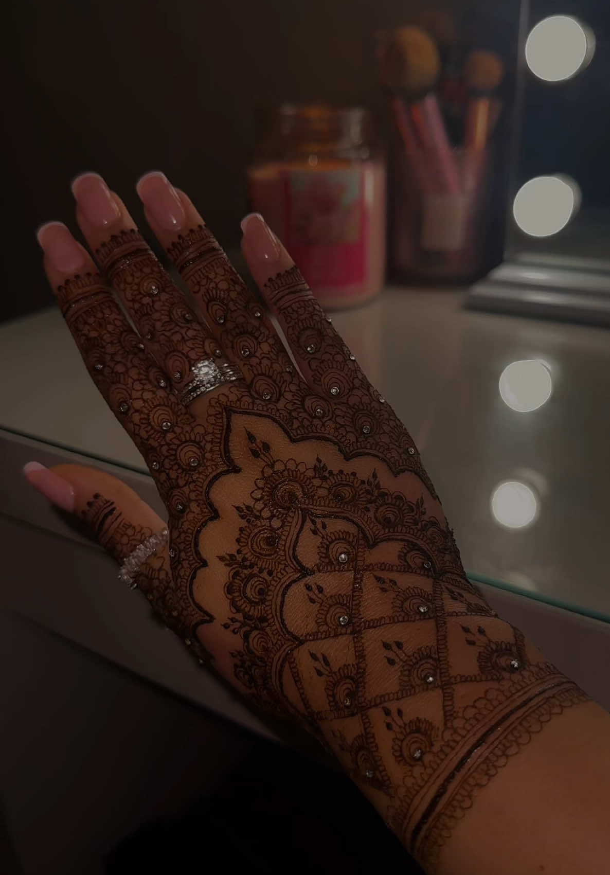 @Aamina🤍