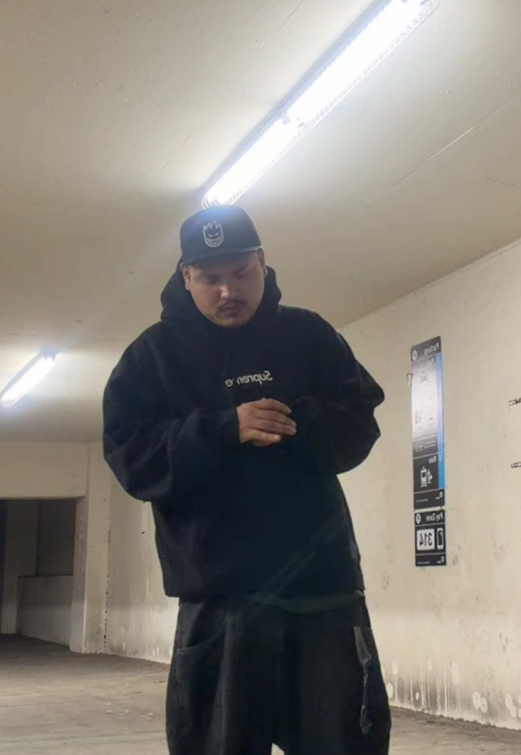@FuckVictor