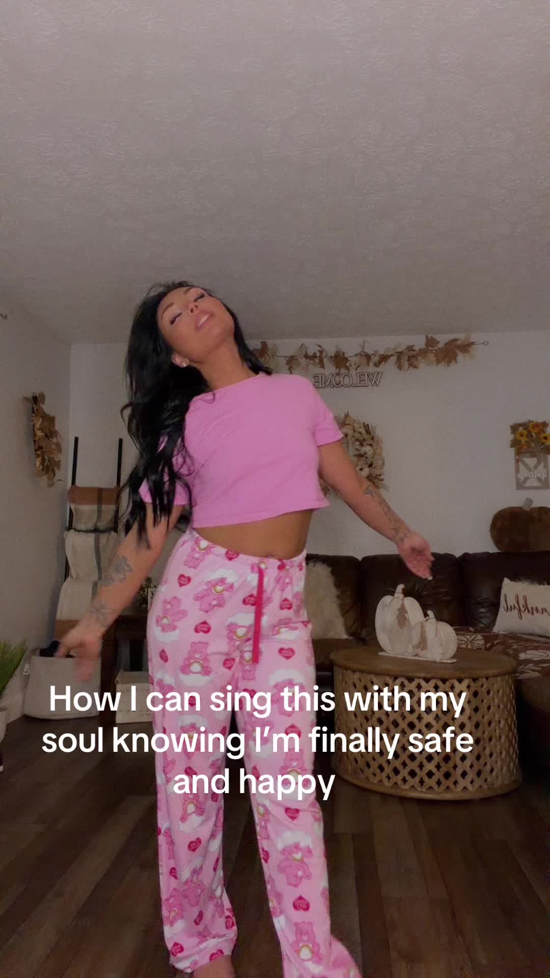 @nakiascamman