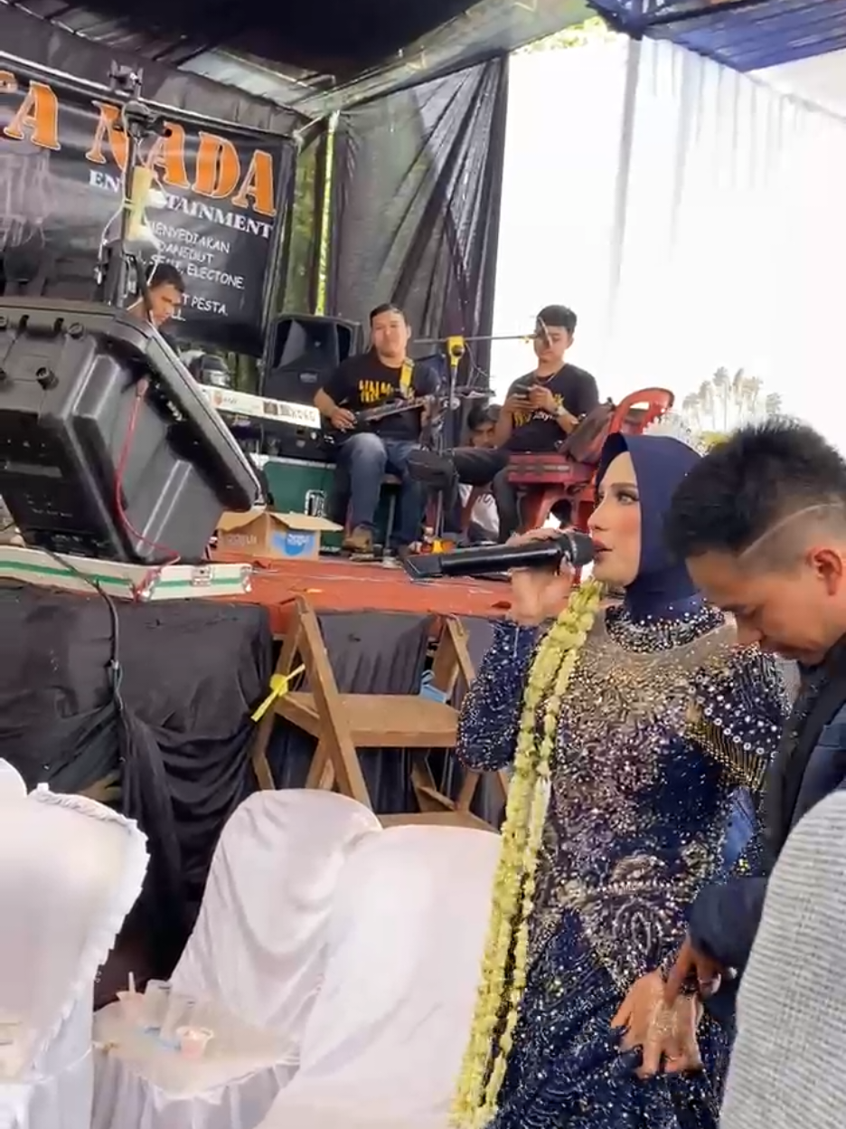 @DMD_DesiRahsah☑️
