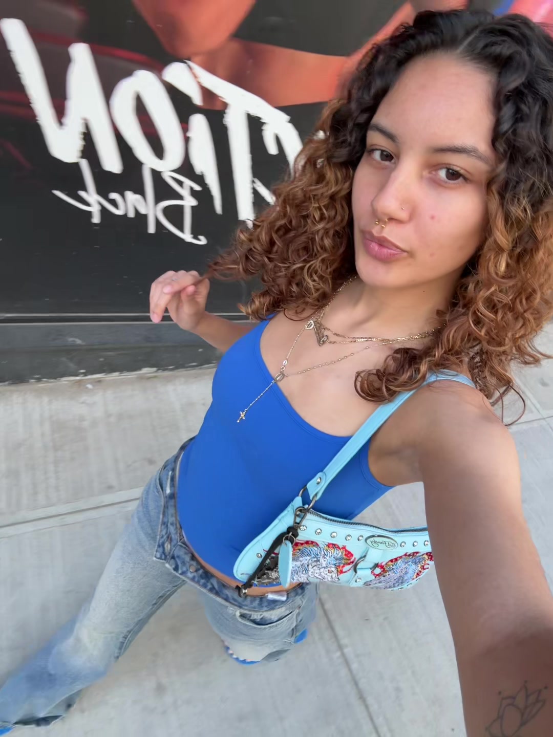 @jayy