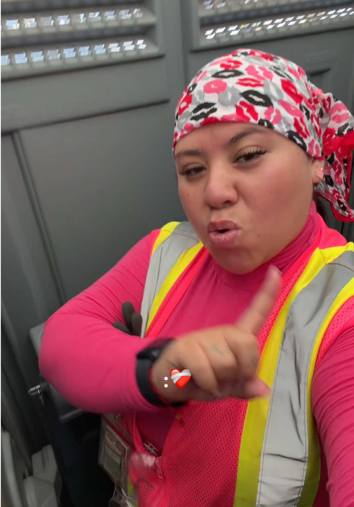 @𝓢𝓸𝔂𝓵𝓪 👑🐦&zwj;🔥🇸🇻