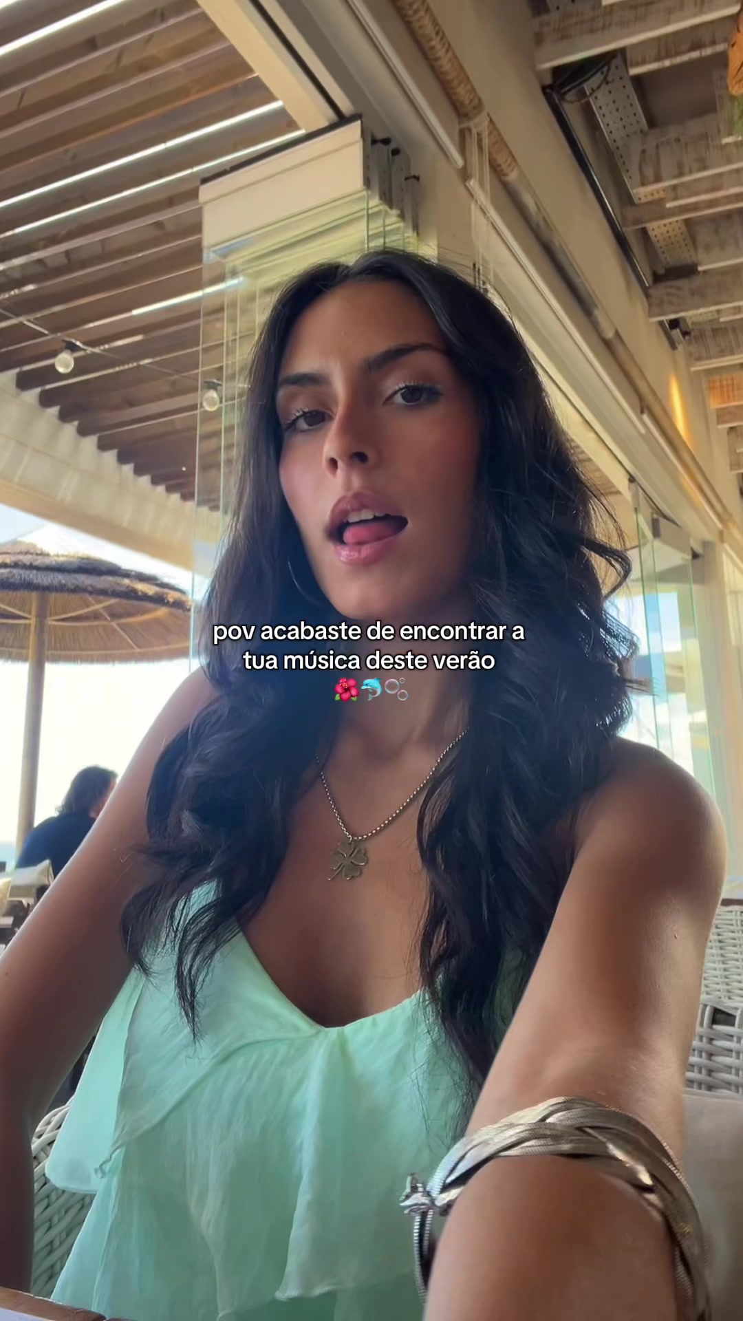 @mia.benita
