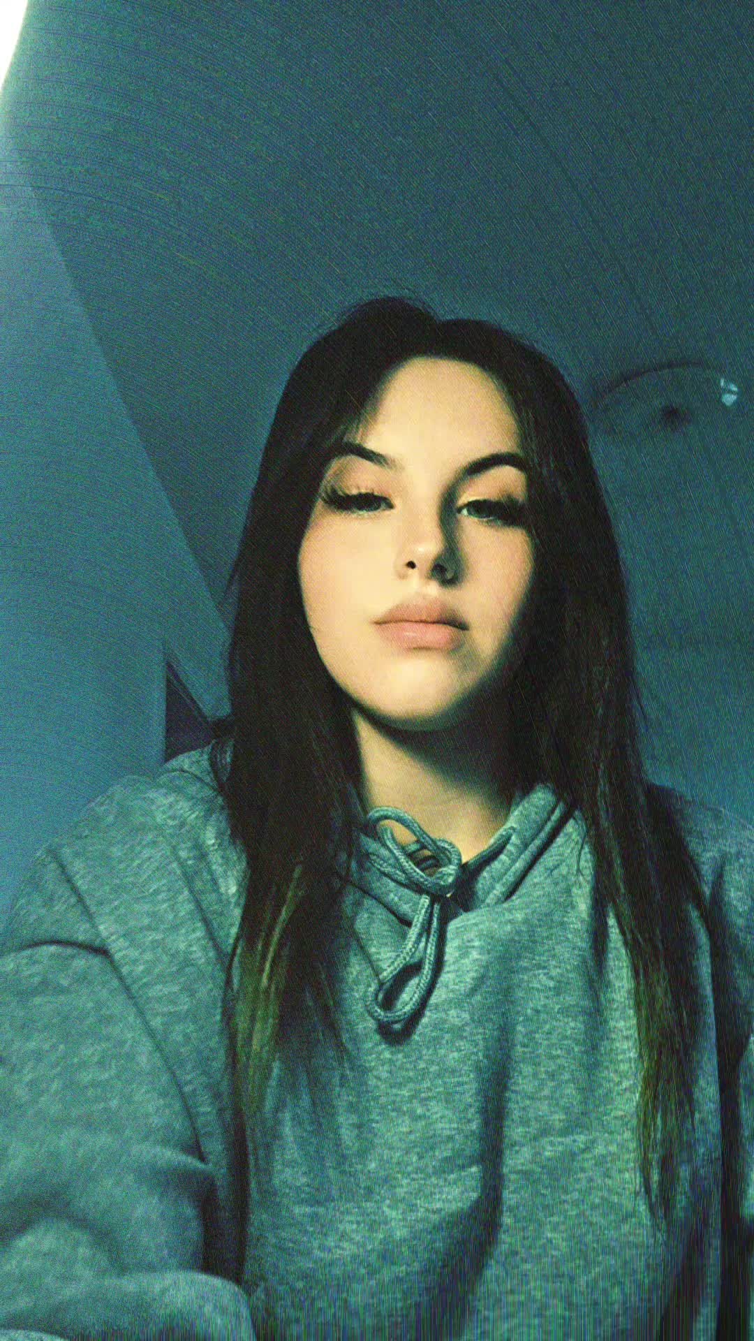 @Sweettattoogirl_157